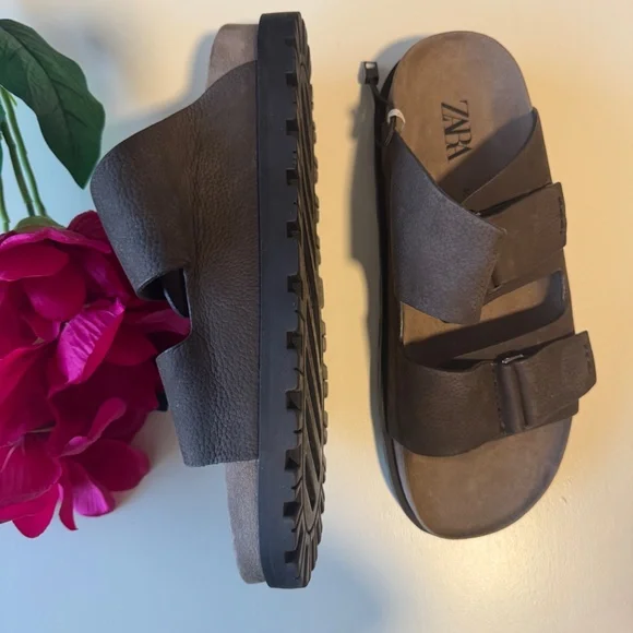 Zara buckled leather sandals - Picture 4 of 6
